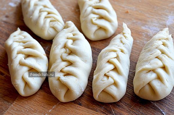 курзе это чье блюдо. 7502 3371 1564442293 11. курзе это чье блюдо фото. курзе это чье блюдо-7502 3371 1564442293 11. картинка курзе это чье блюдо. картинка 7502 3371 1564442293 11. Курзе – это дагестанское национальное блюдо, похожее на наши пельмени. Но, как видите, форма совершенно другая, и фарш разительно отличается. Фантастически вкусные штучки, эти курзе. Можно только позавидовать дагестанским мужчинам, что такое блюдо для них готовят с самого детства.