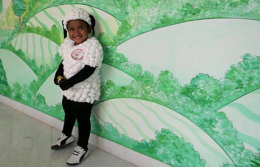 Ватные шарики в праздничном Новогоднем интерьере (40) (520x333, 126Kb)