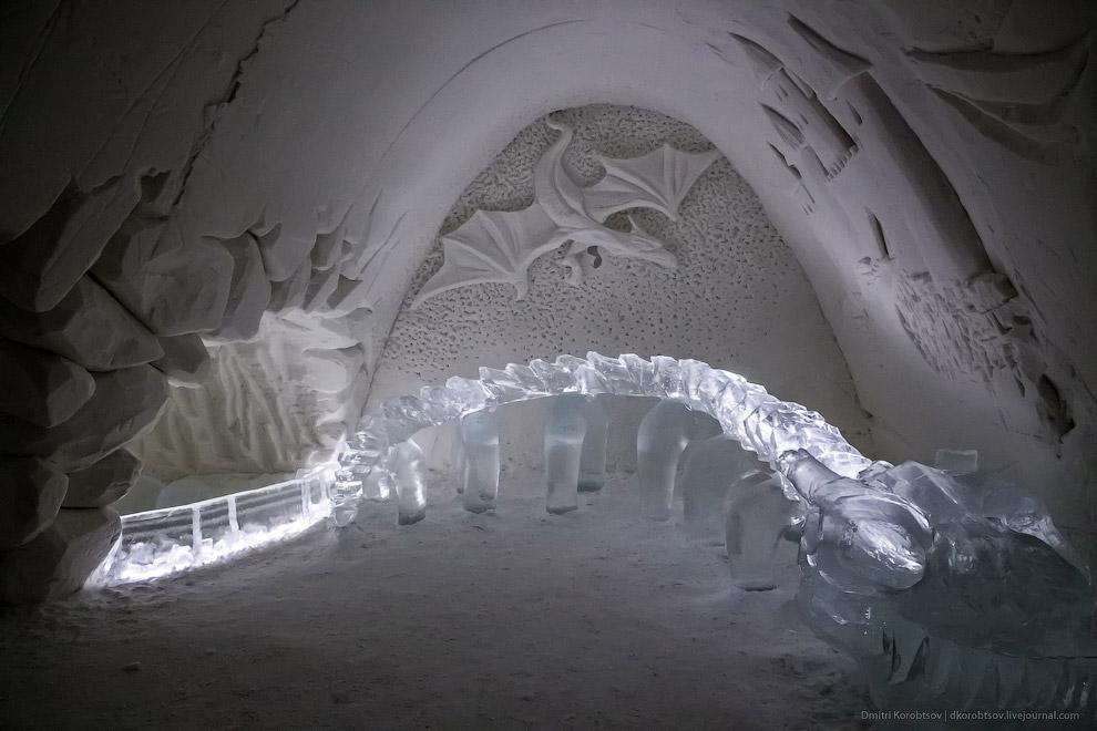 Снежный замок в Лапландии