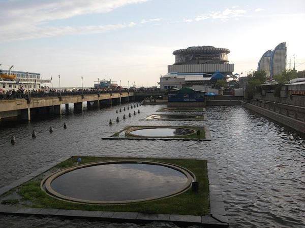 затопленная центральная набережная