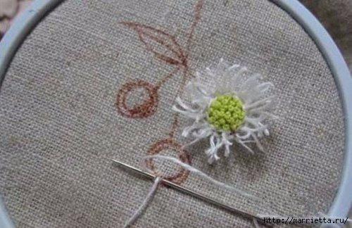 Объемная вышивка. Ромашки, одуванчики, хризантемы и мимоза (5) (500x324, 108Kb)