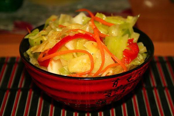 Закуски и салаты из капусты на зиму - 6 рецептов