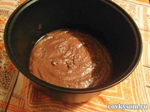 выльем тесто в чашу