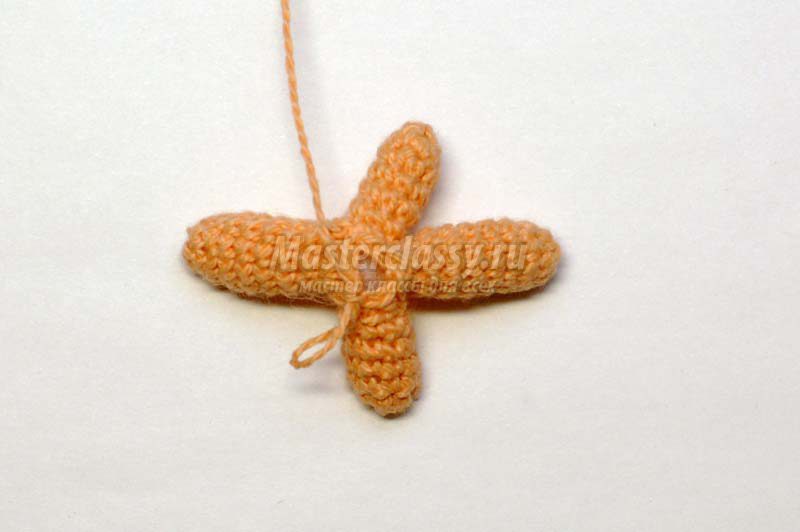 Петух амигуруми