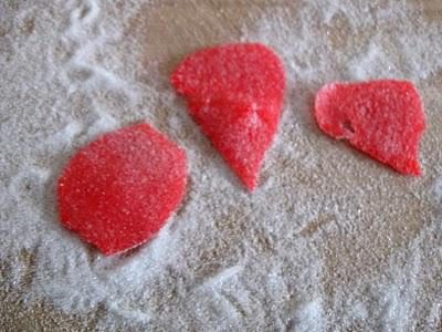 Сладкие розочки из мармеладок. Мастер-классы (23) (400x300, 136Kb)