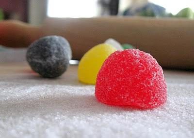 Сладкие розочки из мармеладок. Мастер-классы (19) (400x286, 89Kb)