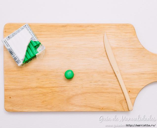 Миниатюрные грибочки из полимерной глины (3) (636x520, 194Kb)