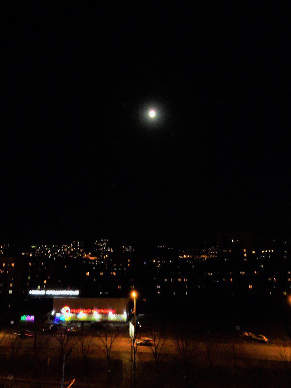 Суперлуние во Владивостоке
