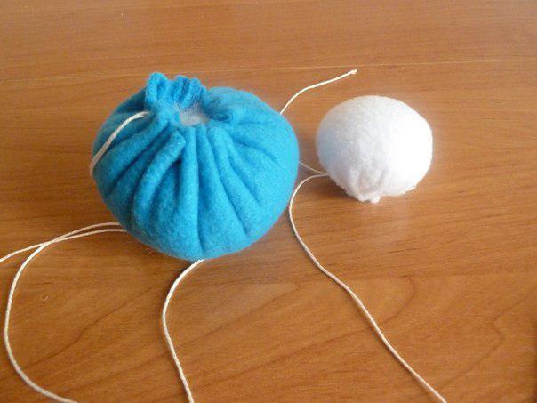 Снеговичок из лоскутков