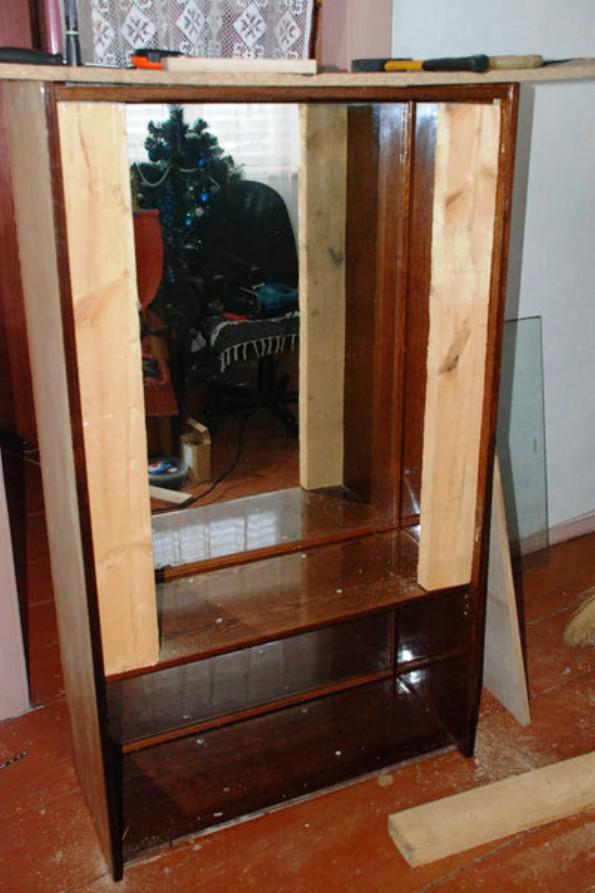 прикручиваем вертикальные планки