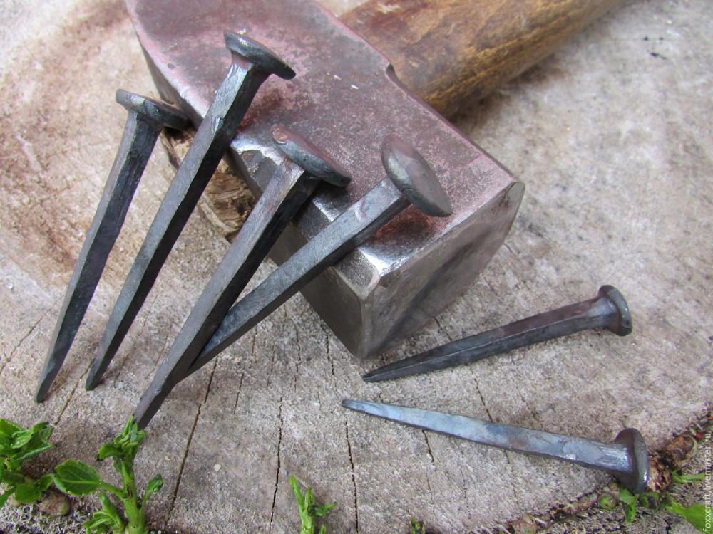 Картинки по запросу Гвоздь, вбитый в верном месте