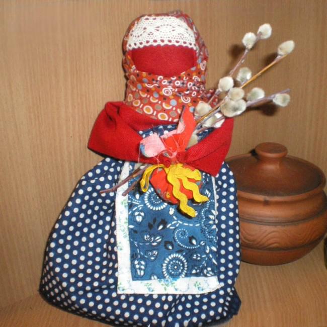 Пасхальная обрядовая кукла и оригинальная корзинка