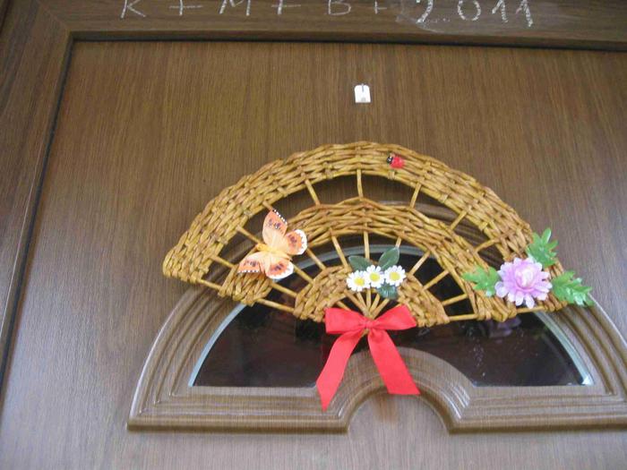 Плетение. Веер из газетных трубочек (3) (700x525, 364Kb)