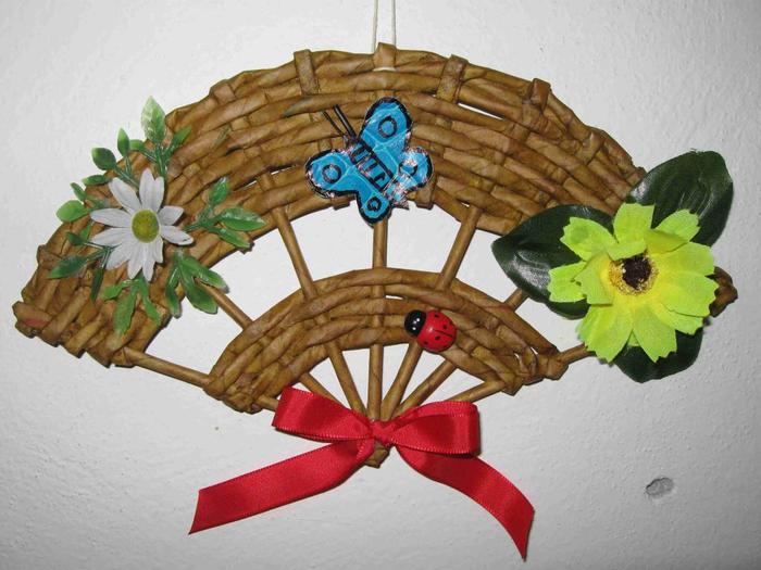 Плетение. Веер из газетных трубочек (2) (700x525, 328Kb)