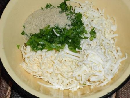 сыр и зелень