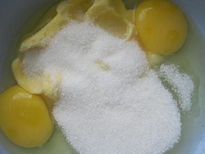 яйца, сахар