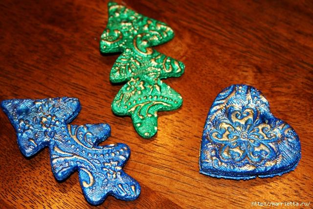 Новогодние подвески из соленого теста (1) (640x427, 298Kb)