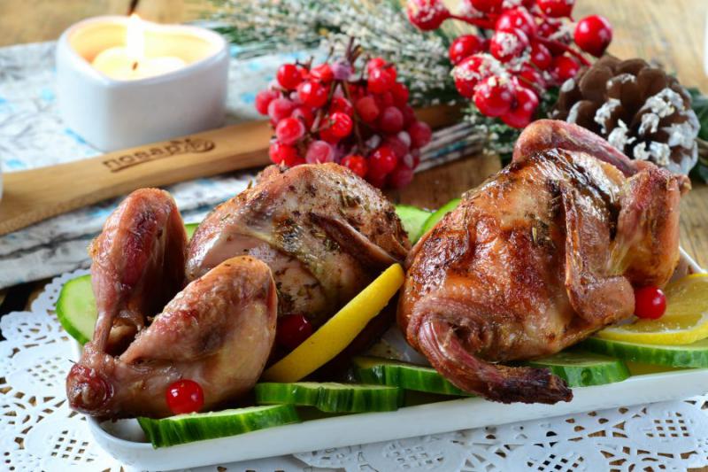 Цыпленок корнишон в духовке - 4 праздничных рецепта