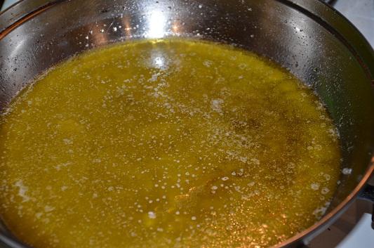 Слойки с яблоками