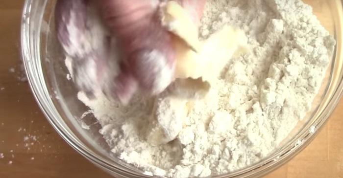 пирог на сметане с июмом