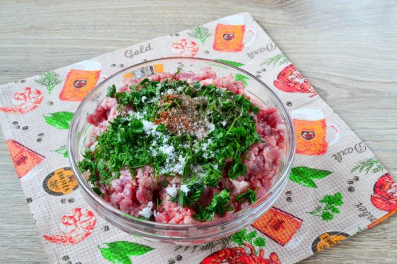 Фаршированные «Лодочки» из болгарского перца: очень вкусно и просто. Все в восторге от блюда!