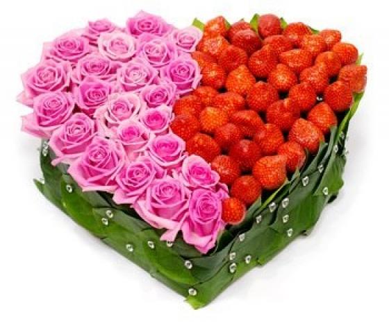 Сердце из цветов и клубники фото. 7375 5896 1614727146 14. Сердце из цветов и клубники фото фото. Сердце из цветов и клубники фото-7375 5896 1614727146 14. картинка Сердце из цветов и клубники фото. картинка 7375 5896 1614727146 14. Удивите своих дорогих женщин, сделайте очень красивый и оригинальный подарок на 8 Марта или любое другое торжество, подарив им сердце из клубники и роз! Сделать такое чудо совсем не сложно, а эффект от такого подарка будет потрясающим.