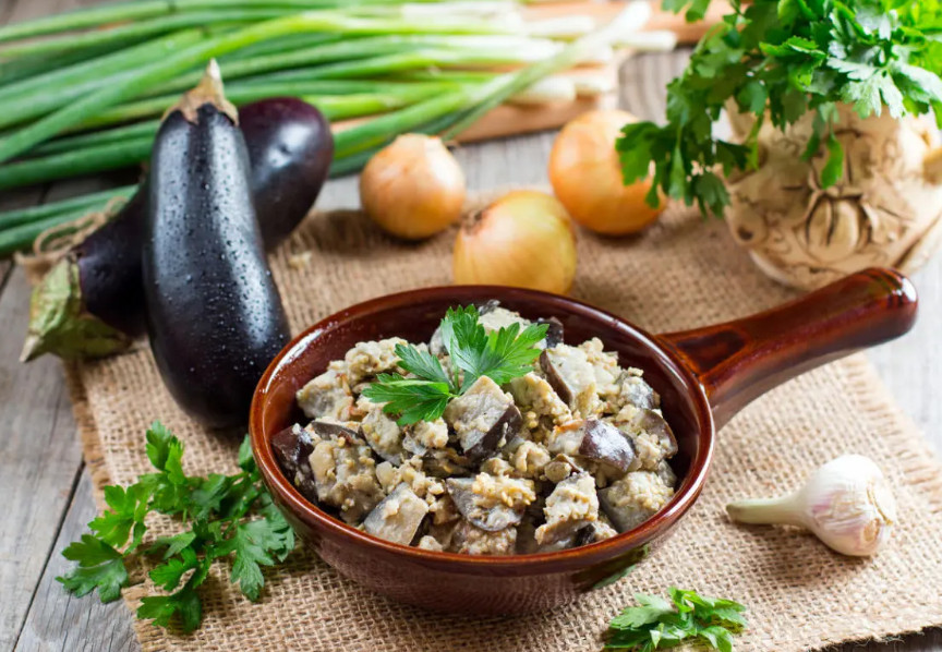 Салат из баклажанов со вкусом грибов — неописуемая вкуснятина