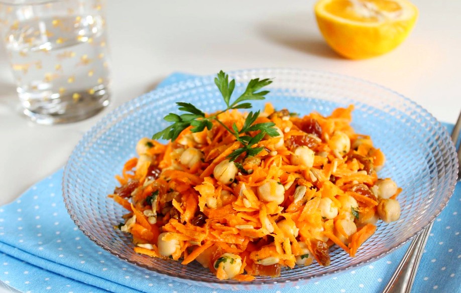 Салаты с жареной морковью и луком - рецепты для худеющих